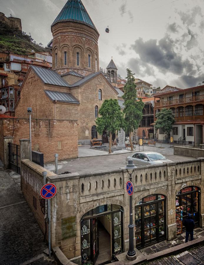 Hotel Elesa Tbilisi Buitenkant foto